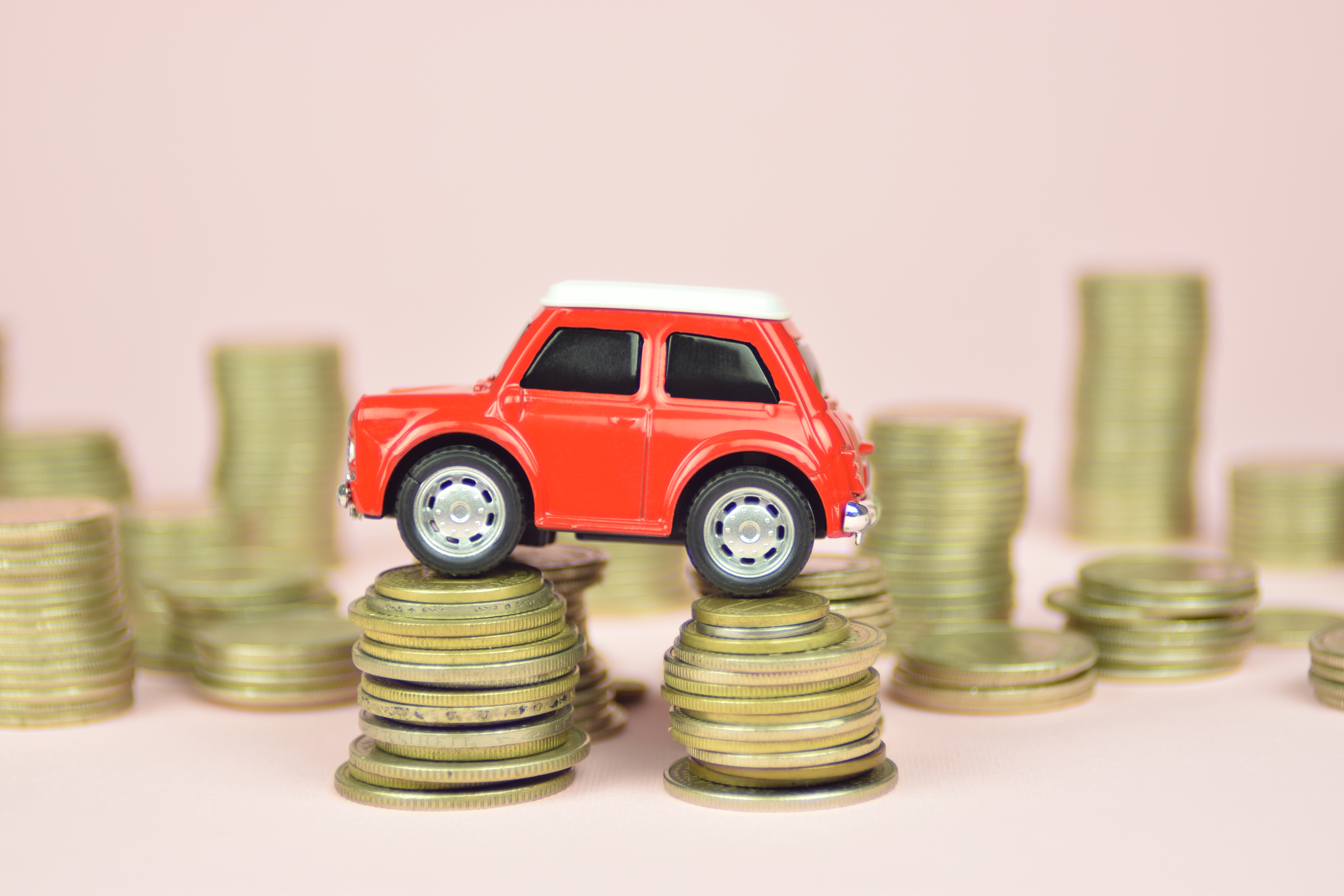 Smart Ways to Save on Auto Insurance Premiums-1